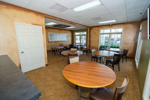 Angel Inn near IMAX (Branson)